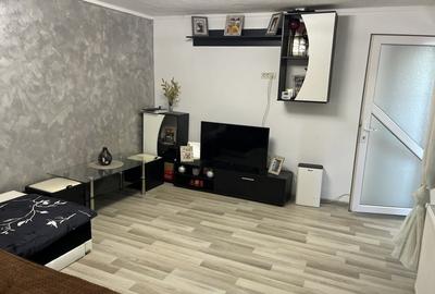 Oportunitate! Casa la sol, mobilata utilata, constructie mixta, Valu lui Traian! - 4