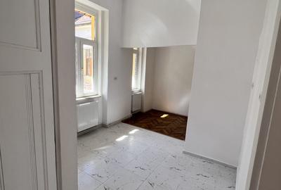 Comision 0 - Neptun - Parcul Regina Maria - pretabil birouri/rezidential - 8