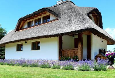 Casă individuală cu 4 camere semidecomandat în Sălicea