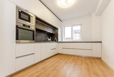 Apartament 2 camere decomandate, loc de parcare, Calea Surii Mici