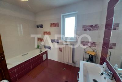 Casa individuala de inchiriat garaj pivnita curte generoasa Strand II - 22