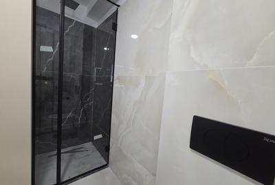3 camere White Titanic - frontal mare – Mamaia Nord - 19