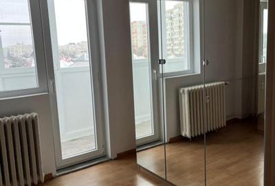 PARCUL CIRCULUI I Judetului inchiriere 3 camere - 8