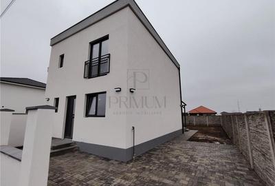 Duplex cu 4 camere în Moșnița Nouă