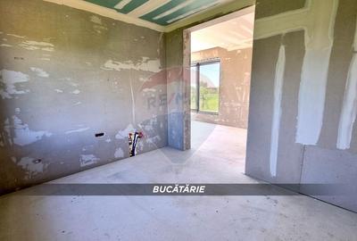 Vă propunem spre vânzare o casă deosebită - 23