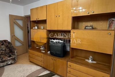 PODUL DE FIER - 2 CAMERE DECOMANDAT - ETAJ INTERDEMIAR - BLOC DIN 1980 - 6