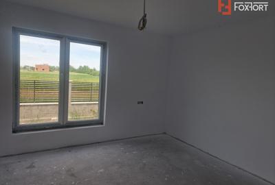 Casa cu 5 camere, 617 mp teren, Mosnita Veche - 4