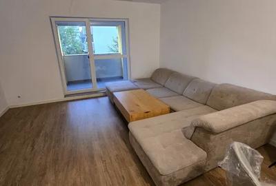 Apartament cu 2 camere decomandat, mobilat în Costin Georgian