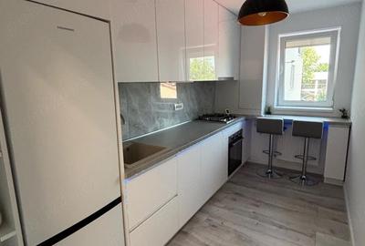 Inchiriere Apartament 2 camere bloc nou loc parcare Andronache - 3