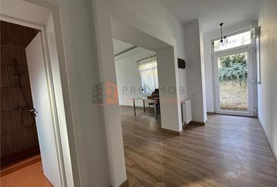 Casa sau Spatiu comercial  in zona magazinelor satesti - 13