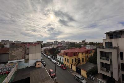 Vanzare imobil CONSOLIDAT pretabil Clinica / Spatii cazare / Birouri / Apartamen - 1