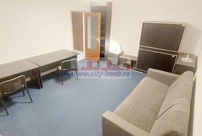 Garsonieră decomandată în Nerva Traian