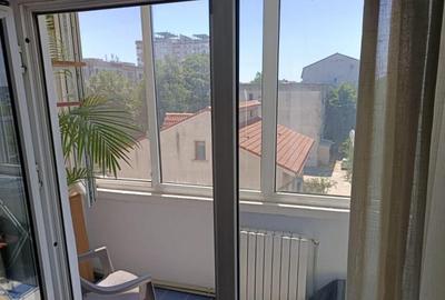 Apartament 4 camere decomandate zona Faleza Nord - 1