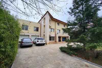 Casă individuală cu 8 camere în Pipera