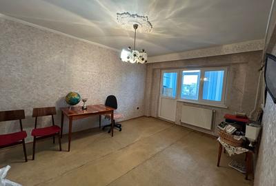 - Apartament 3 camere - 68mp, zona apropiata de Bariera Calarasilor. - 2
