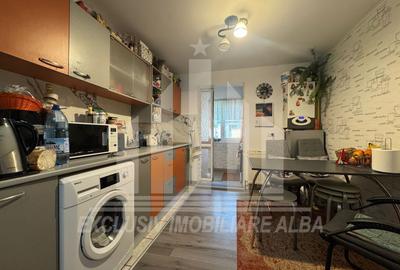 Apartament cu 2 camere semidecomandat, mobilat în Cetate