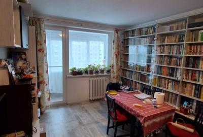 Apartament cu 4 camere decomandat în Morarilor