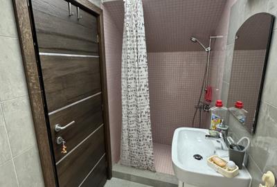 De inchiriat! Apartament de 3 camere, 100 mp pe 2 niveluri, Eroilor - 9