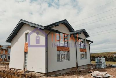 Duplex Modern cu 4 camere si 270 de mp de curte, in Cisnadie - 1