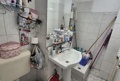 Ap decomandat 4 camere , 2 bai si 2 balcoane-zona Colentina bloc 1986 - 18