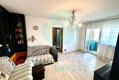 Apartament cu 4 camere semidecomandat, mobilat în Rahova