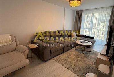 Apartament cu 3 camere decomandat, mobilat în Central