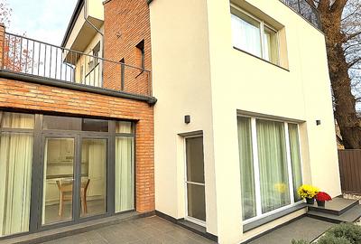 Casa moderna, finalizata in 2025, cu terase generoase si arhitectura premium - 1