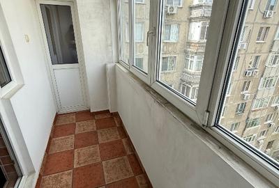 Vând aprtament 2 camere, 54 mp, zona Lujerului, sector 6, București - 11