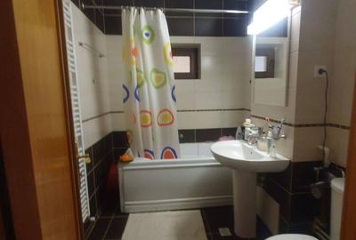 De vanzare – Apartament 3 camere -Complex Vega, Strada Tecuci - 6
