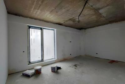 Apartament cu 2 camere decomandat în Palazu Mare