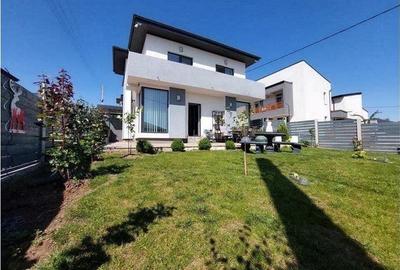 Vila deosebita pe Soseaua Rediu vis-a-vis de lac - 1