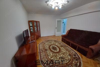 Apartament cu 3 camere decomandat, mobilat în Mihai Viteazul