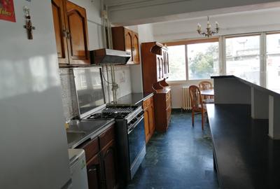 Dorobanti - Colegiul I.L.Caragiale, apartament spatios, etaj 1 - 6