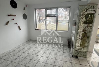 Spațiu comercial de vânzare – 47 mp utili, vitrină generoasă - 3