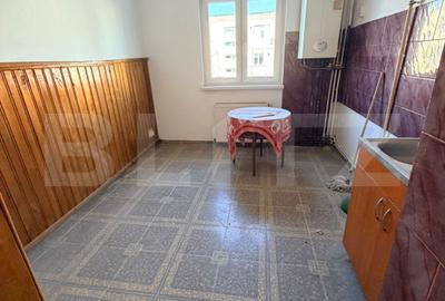 Apartament cu 3 camere decomandat în Făgăraș