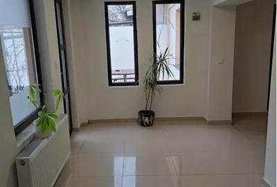 Vila de inchiriat Trocadero - 1