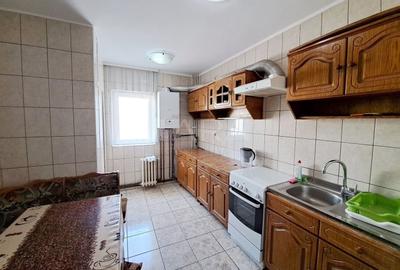 Apartament cu 4 camere decomandat în cartierul Zorilor, Cluj-Napoca - 2