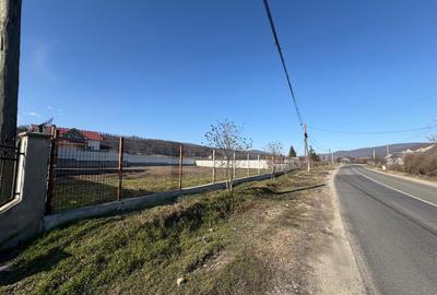 Teren intravilan de 1000 mp, în Periferie