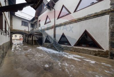 Pensiune cu restaurant și spații comerciale, central Râșnov - 30
