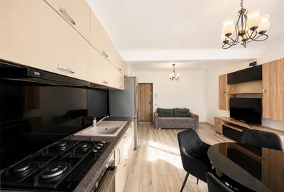 0% Comision ! Apartament 2 camere, expundere sudica, cart. Europa - 3