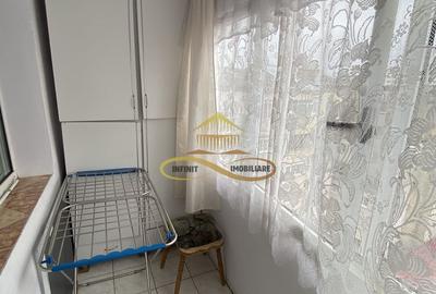 Ap. de vânzare , 2 cam. decomandate, central - 10