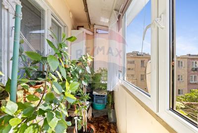 Apartament cu 3 camere de vânzare - zona Aurel Vlaicu - 9