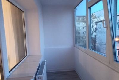 Apartament cu 2 camere, decomandat, zona Tatarasi - 4