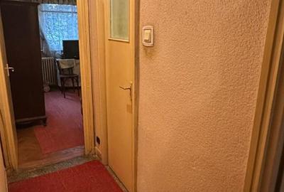 CALEA GIULESTI, Apartament cu 3 camere semidecomandat - 60 mp - parter - 9