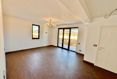 Duplex cu 5 camere în Central