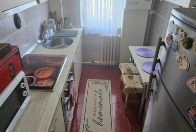 Apartament 2 camere mobilat etaj 3/4 - Mircea cel Batran - 5