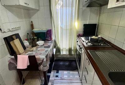 Casa Buzaului - Bis. Sf. Treime , 164mp construiti  teren 353 mp, cu 13m deschid - 11