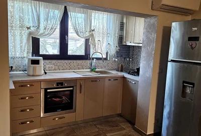 Apartament 3 camere Zona Liceul Nr 1 - etaj 1 - 78 mp - 2