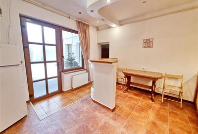 Garsoniera spatioasa de inchiriat in Centrul Istoric al Brasovului - 6