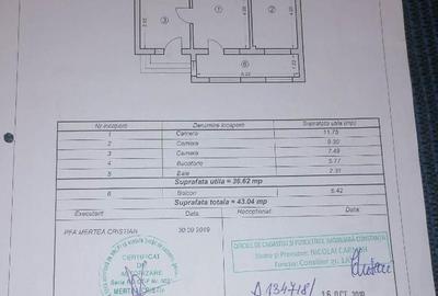 Apartament  cu 3 camere, semidecomandat,  situat la parter, în zona Tomis Nord - 9